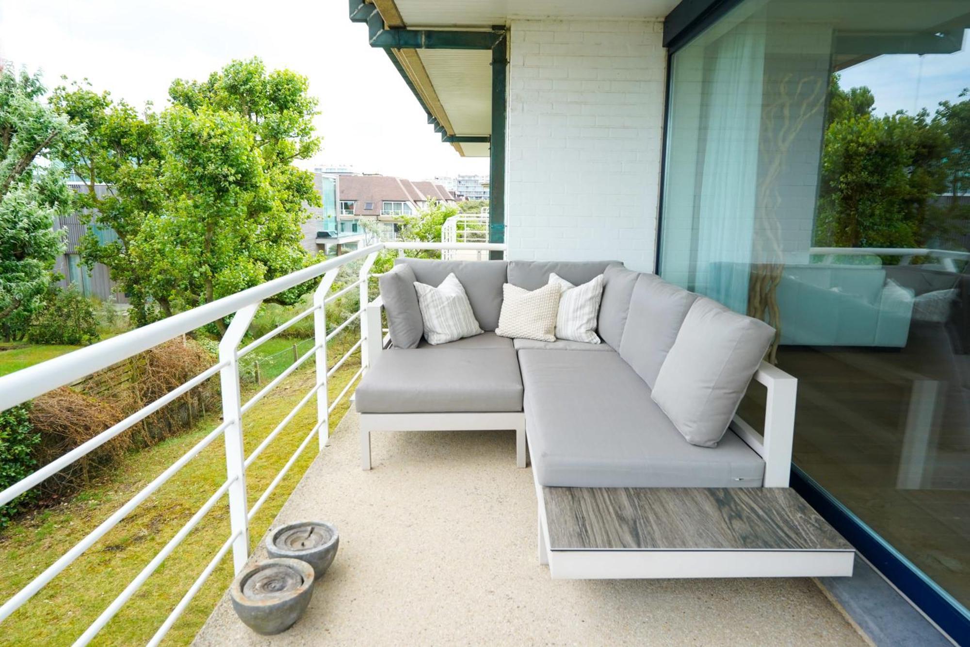 Huswell - With Sea View & Terrace In Oostduinkerke * Coxyde