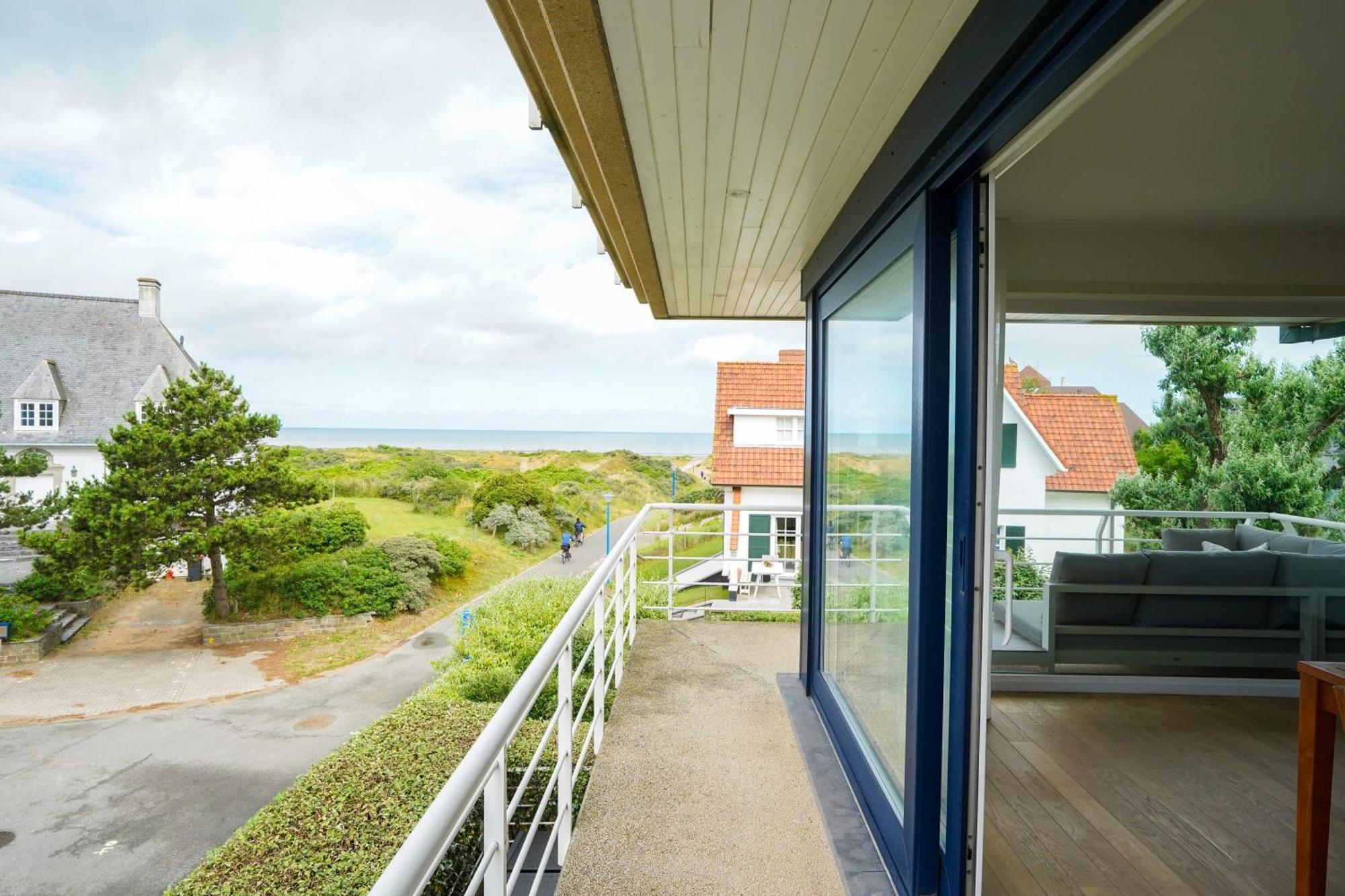 Huswell - With Sea View & Terrace In Oostduinkerke *