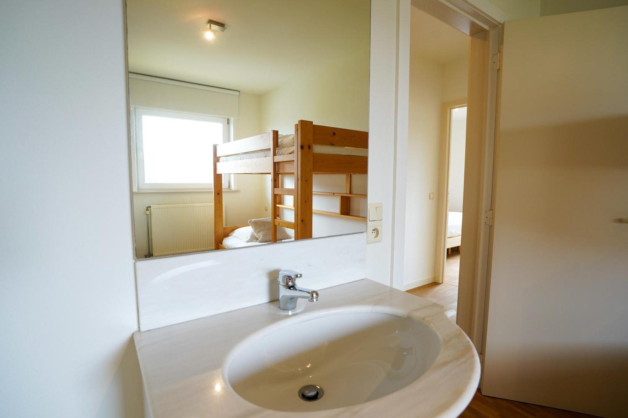 Huswell - With Sea View & Terrace In Oostduinkerke Appartement *